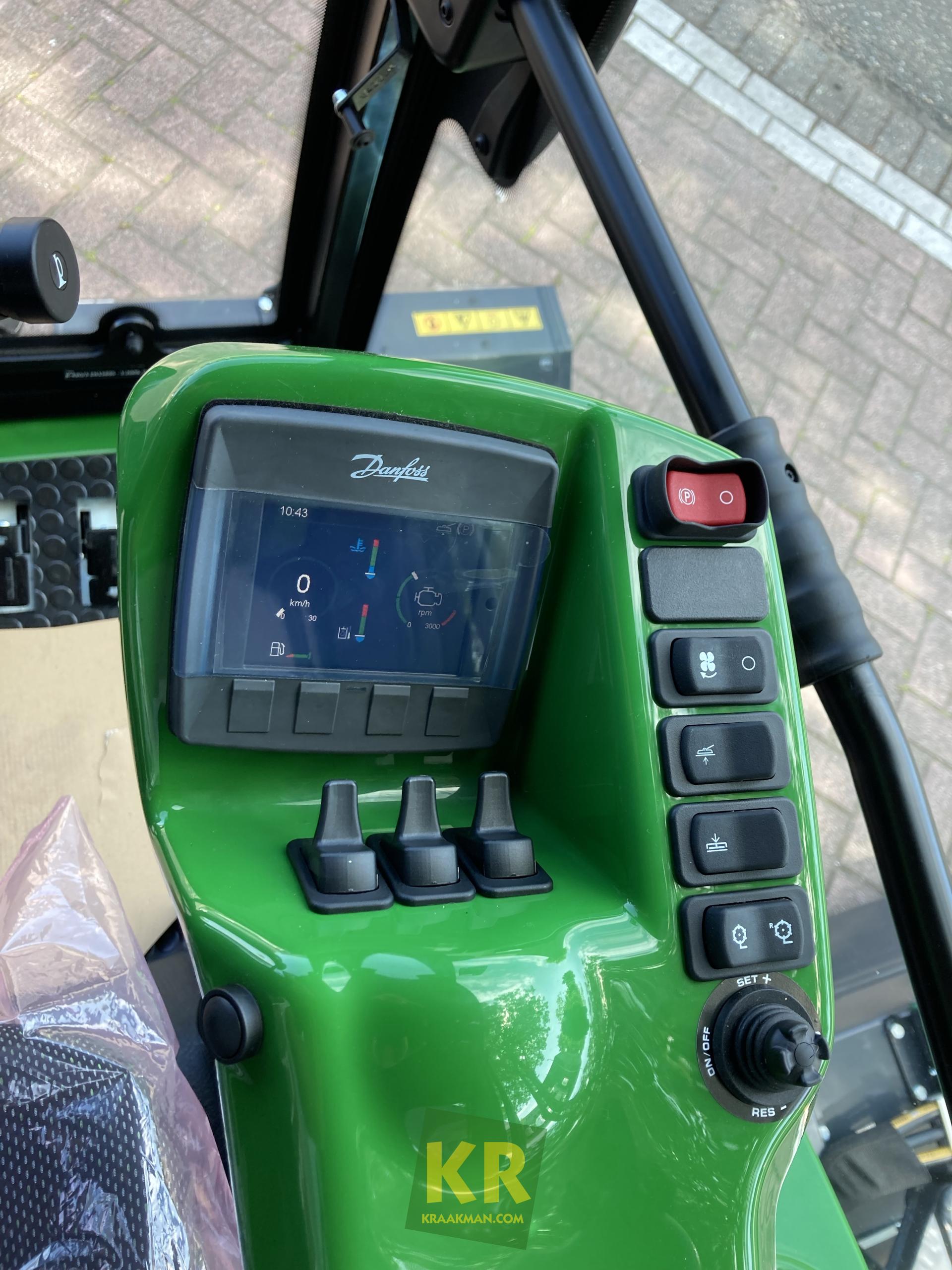 Roberine Maaier, golfmaaier F5 (LH) #27248 - Kraakman